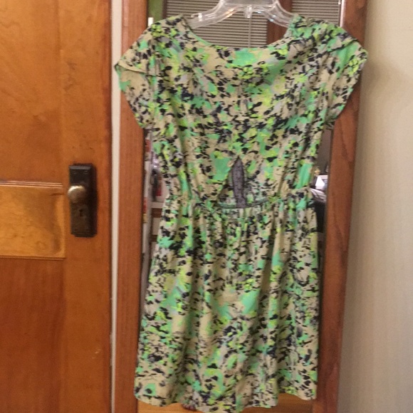 Cute summer dress - Picture 3 of 3